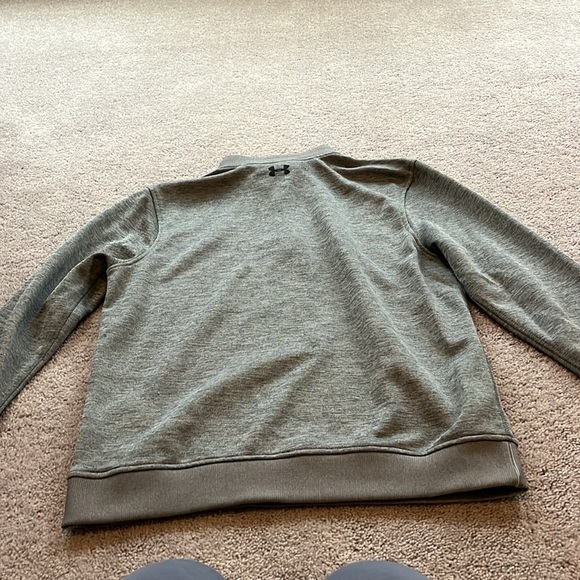 Under Armour gray long sleeve quarter zip - Picture 6 of 8